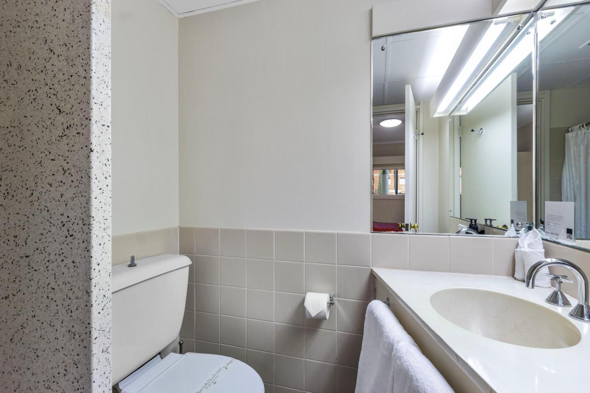 Econo Lodge North אדלייד מראה חיצוני תמונה